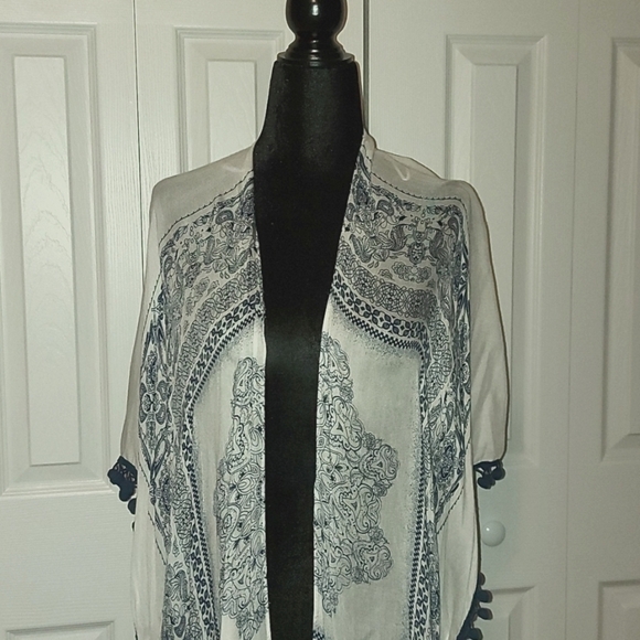 Blue and White Kimono/Beach coverup - Picture 1 of 5